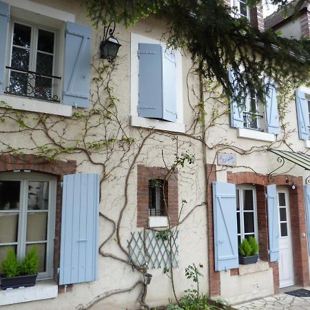 לינה וארוחת בוקר Saint-Brisson-sur-Loire La Ribambelle מראה חיצוני תמונה